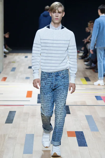Look 31